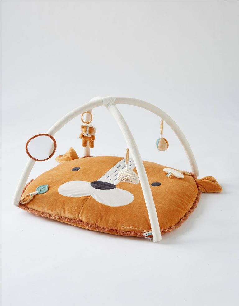 Tapis-deveil-Noukies-Babou-caramel