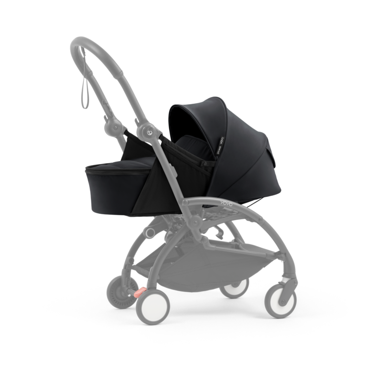 YOYO5 NewbornPack Black Angled45 Shadow Frame 260521 1251